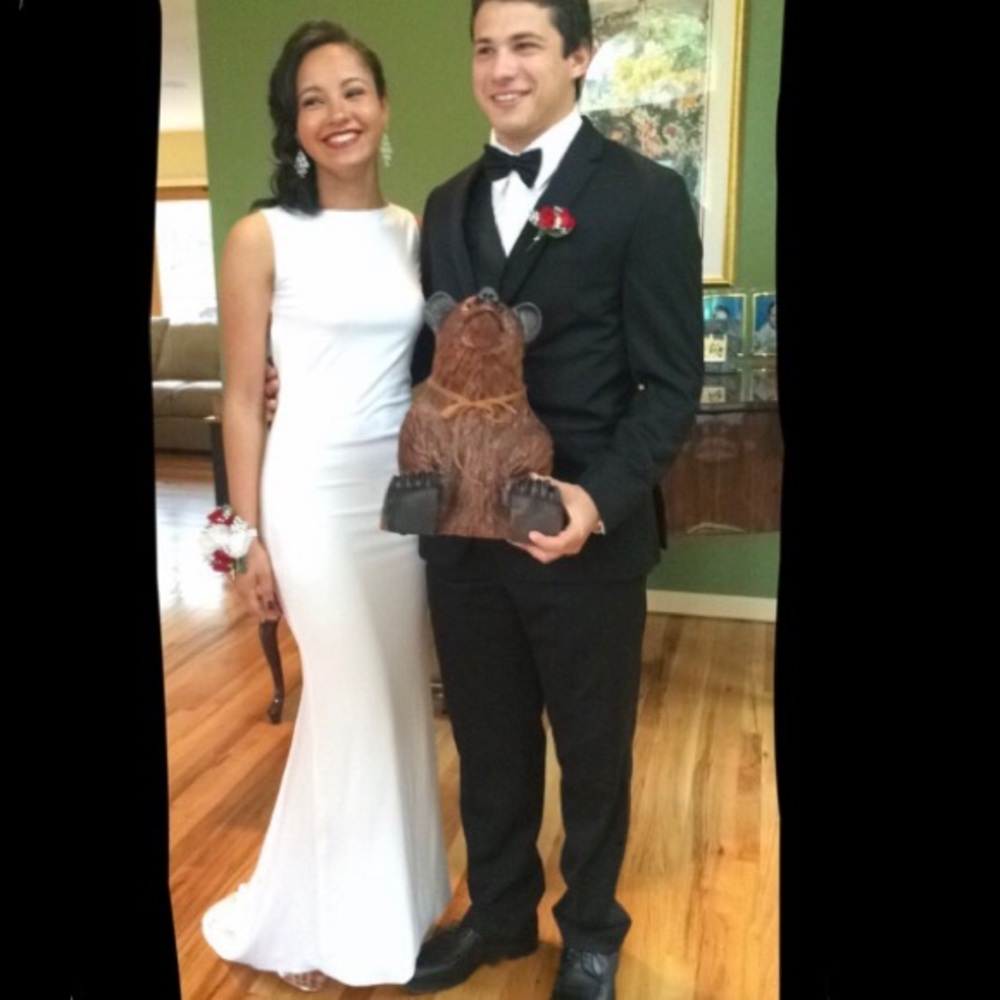White gown / long dress
